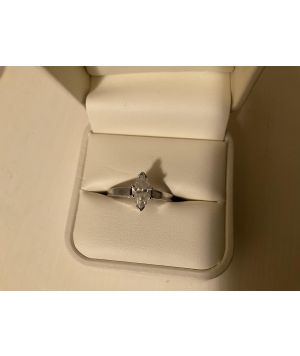 1.21 carat platinum solitaire diamond engagement ring