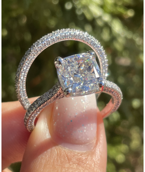 Used 2 carat diamond ring top