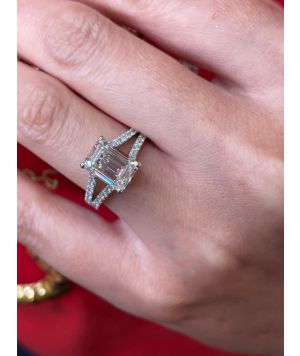 Emerald cut 3 carat handmade ring 