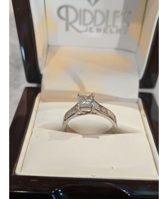 Riddles anniversary rings hotsell