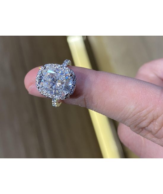 GREAT DEAL!! 5.05 carat Diamond Ring 