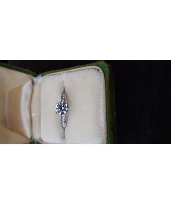 Birks' Antique Cabochon Emerald and Diamond Three Stone Ring | 0.50ct – 100  Ways