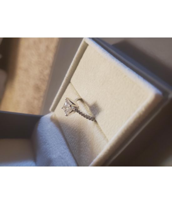 princess cut engagement rings in box