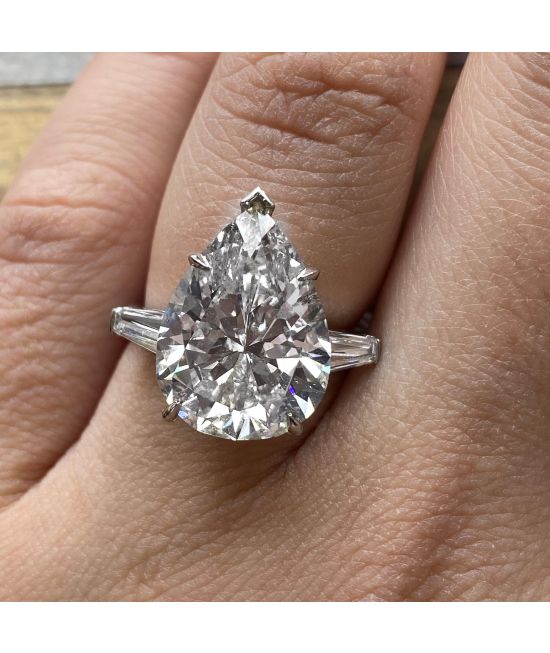 Which are the most searched royal engagement rings?