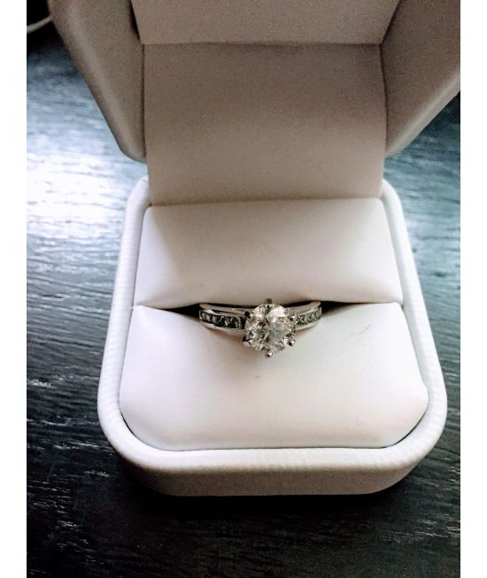 EGL USA 1.5 Carat Center Stone Solitaire with Side Diamonds