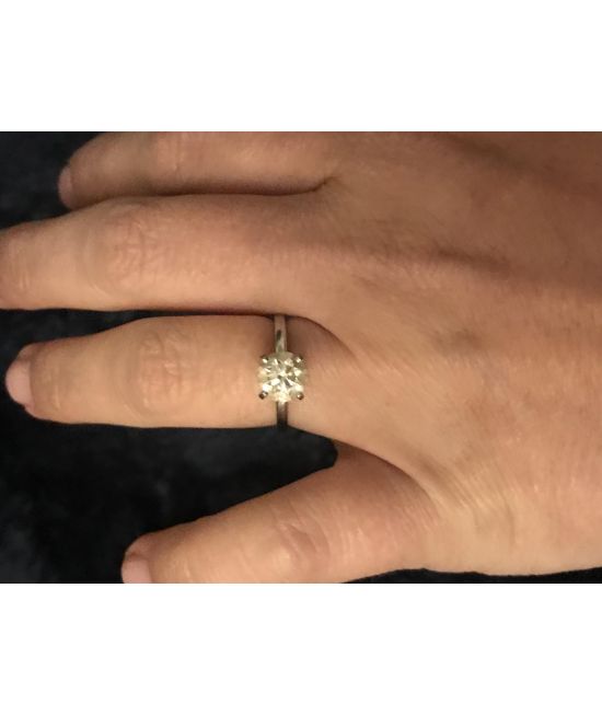 1.5 carat online on 4.5 finger