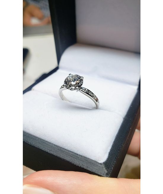 Diamond retailer ring (price negotiable)