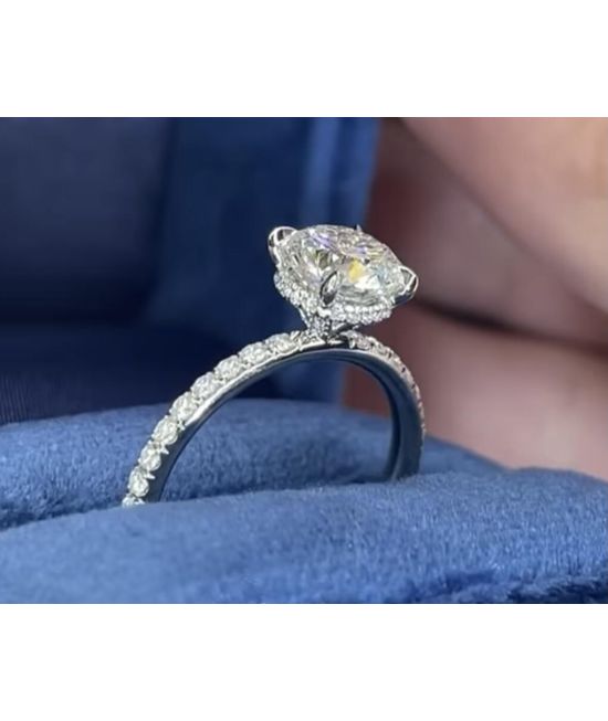 Round Diamond cut 1.70 Carat certified 