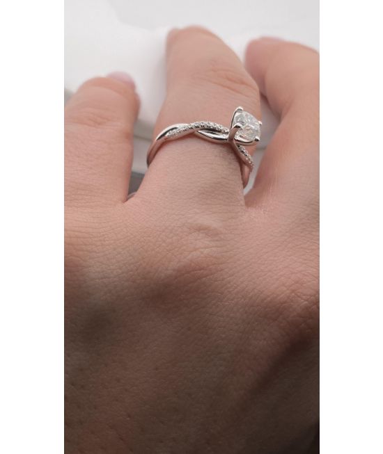 1.20 Carats Infinity diamond ring 