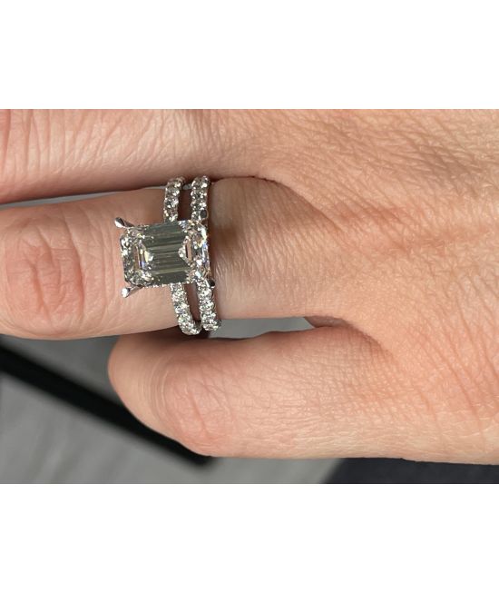 Out of this world! 5.27ct diamond bridal set 