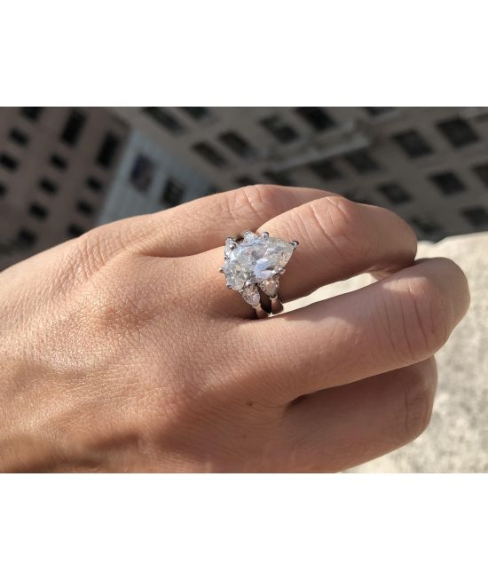 Pear shape engagement ring set with 3.25 ct center 100% natural