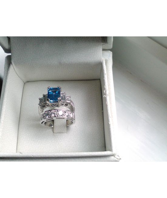 Crossover Engagement Ring – Linneys Jewellery