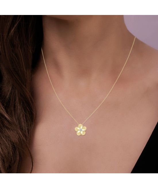 10k Gold cheapest & Diamond Flower Pendant