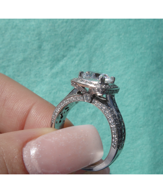 RITANI DIAMOND RING with 2.03 vs1 IGI Center Triple excellent