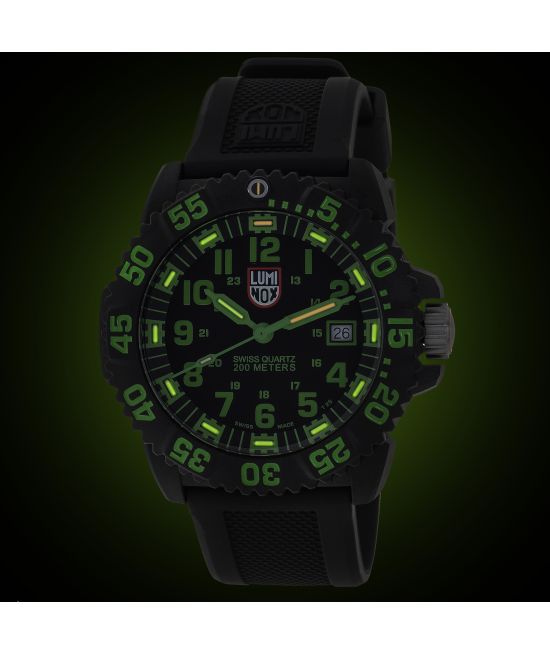 Luminox Navy SEAL Colormark Carbon Black Dial Quartz Mens Watch XS.3067